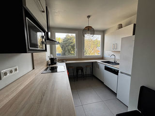  Appartement � louer 4 pi�ces 78 m�