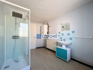  Parking / Garage � vendre 3 pi�ces 90 m�