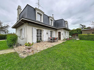  Maison � vendre 8 pi�ces 202 m�