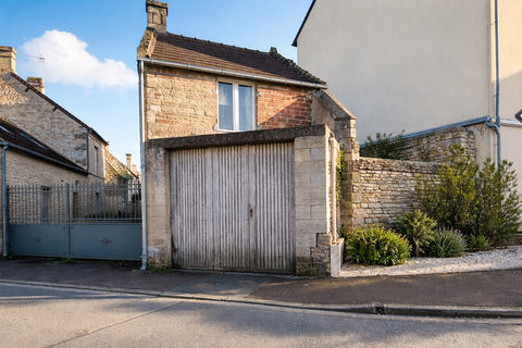   Remise/ box Douvres La Delivrande 26 m2 Maison - 1 pi�ce(s) - 26 m�