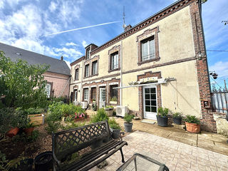  Villa � vendre 6 pi�ces 250 m�