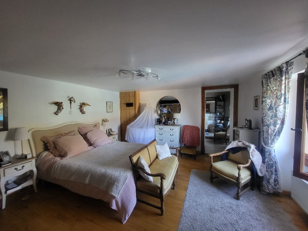 � vendre  Maison Neuville-les-Dames (01400)