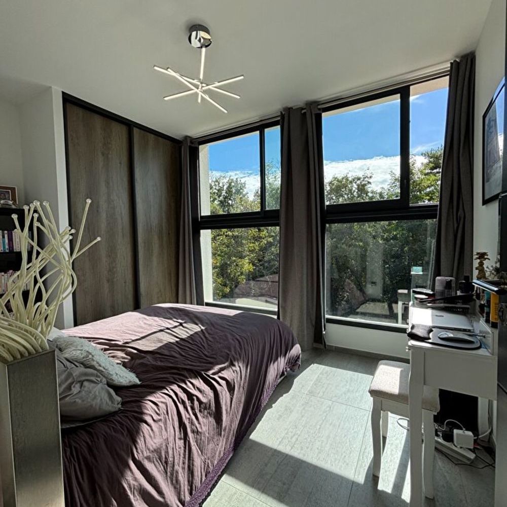 � vendre  Maison Mont�limar (26200)