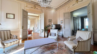  Immeuble � vendre 15 + pi�ces 758 m�