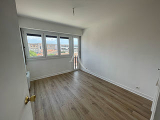  Appartement � louer 4 pi�ces 80 m�