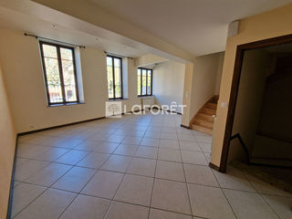  Appartement � louer 4 pi�ces 100 m�