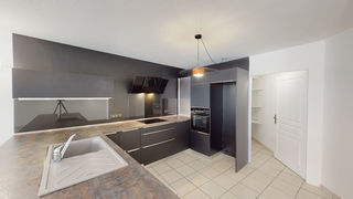  Appartement � louer 4 pi�ces 121 m�