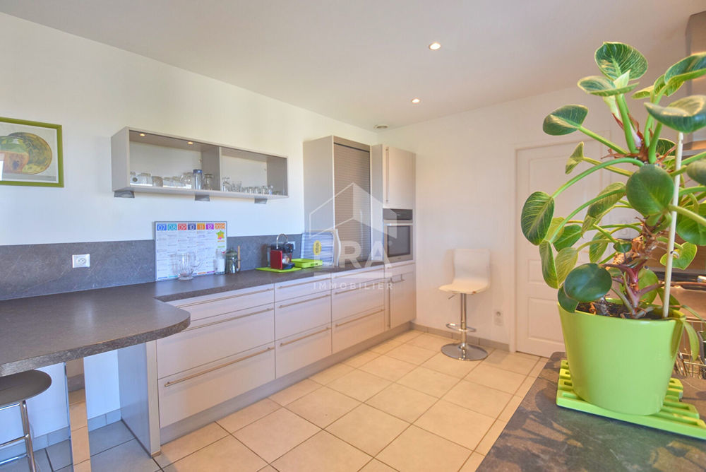 � vendre  Maison Dommartin (69380)