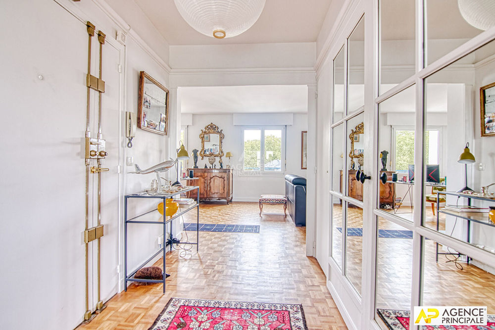 � vendre  Appartement Versailles (78000)