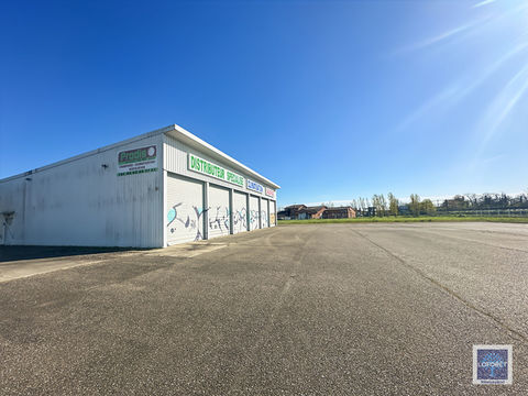 Entrep&ocirc;t Bressols 150 m2 1000 82710 Bressols
