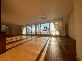  Appartement � vendre 5 pi�ces 145 m�