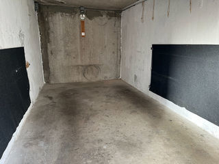  Parking / Garage � louer 