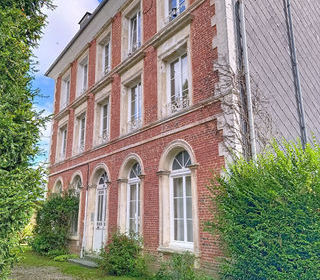  Immeuble � vendre 10 pi�ces 265 m�