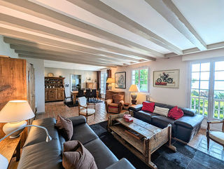  Maison � vendre 8 pi�ces 220 m�