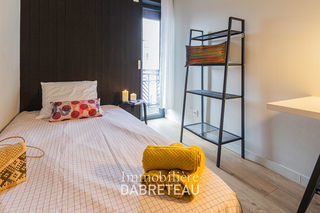  Appartement � louer 9 pi�ces 150 m�