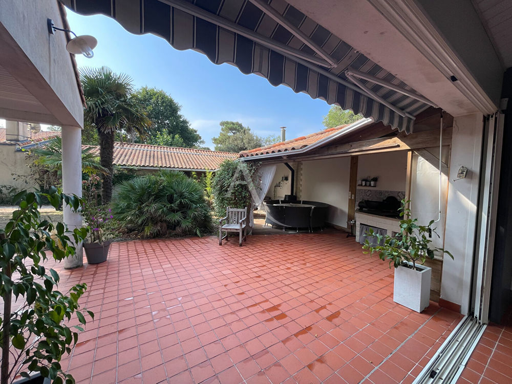 � vendre  Maison Jard-sur-Mer (85520)