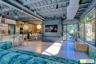  Maison � vendre 8 pi�ces 327 m�