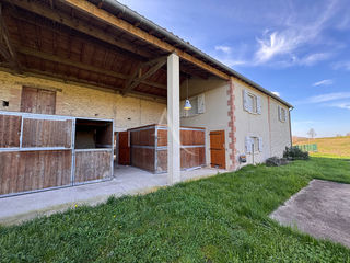  Maison � vendre 5 pi�ces 323 m�