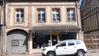  Immeuble � vendre 5 pi�ces 300 m�