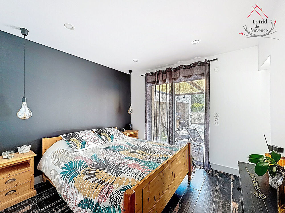 � vendre  Maison B�darrides (84370)