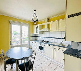  Appartement � vendre 5 pi�ces 77 m�