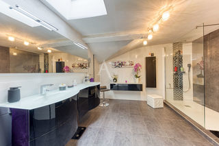  Appartement � vendre 9 pi�ces 143 m�