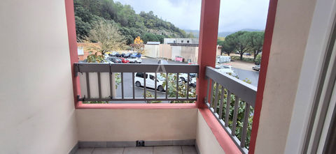   Studio meubl� et balcon LAMALOU LES BAINS Appartement - 1 pi�ce(s) - 17 m�