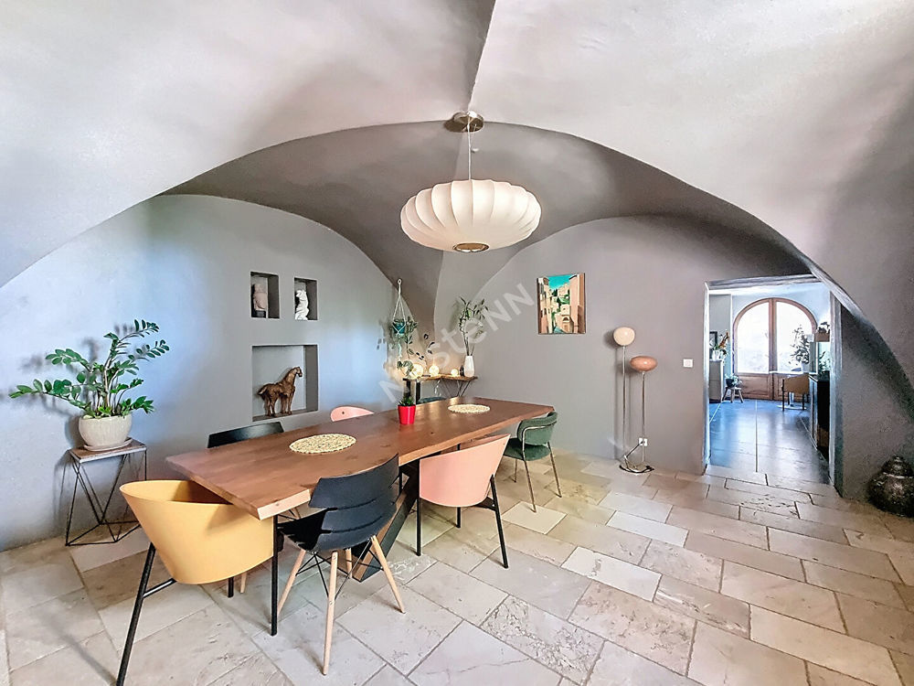 � vendre  Villa Thoard (04380)