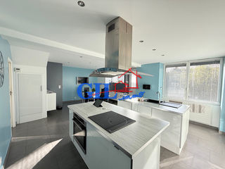  Maison � vendre 9 pi�ces 220 m�