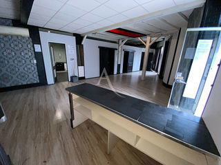  Immeuble � vendre 726 m�