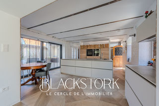  Maison � vendre 7 pi�ces 220 m�