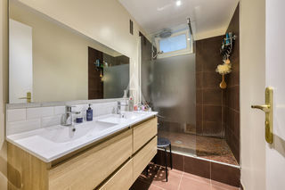  Appartement � vendre 4 pi�ces 79 m�