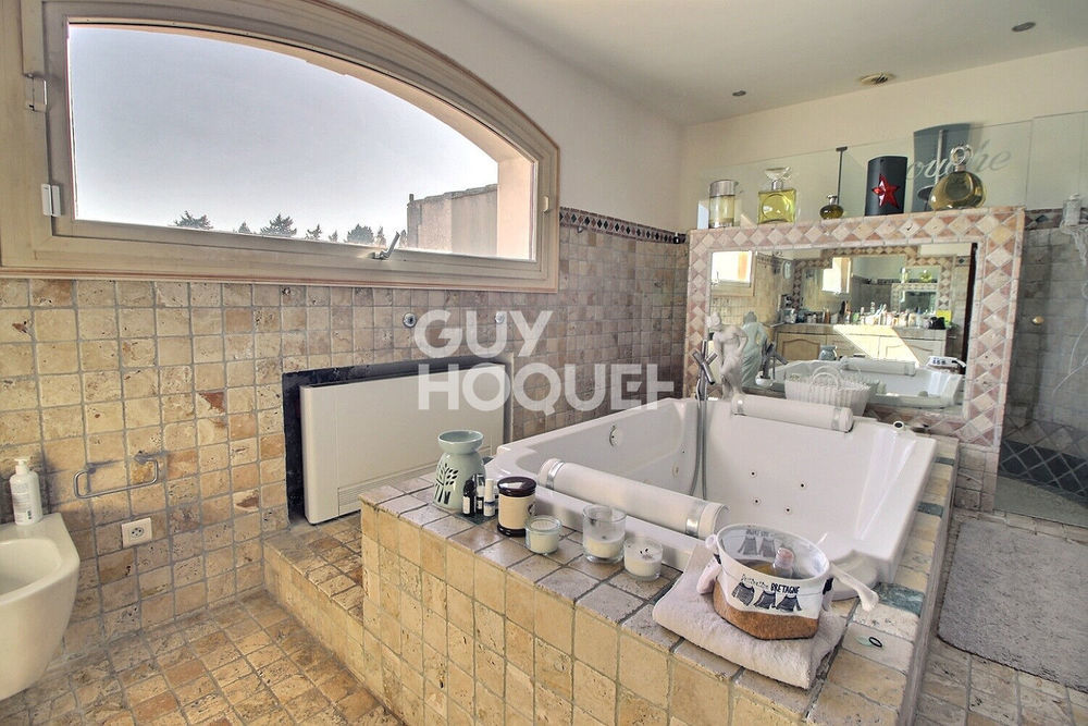 � vendre  Villa Tarascon (13150)