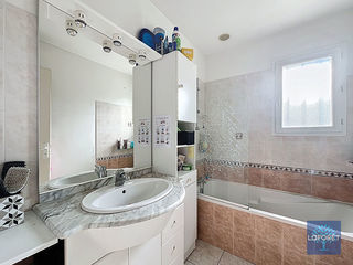  Maison � vendre 7 pi�ces 145 m�