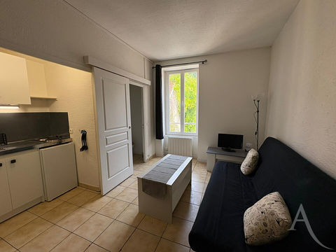  Studio Meubl� 15.13 m2 Follainville Dennemont � 1h05 de Paris Saint-Lazare Appartement - 1 pi�ce(s)