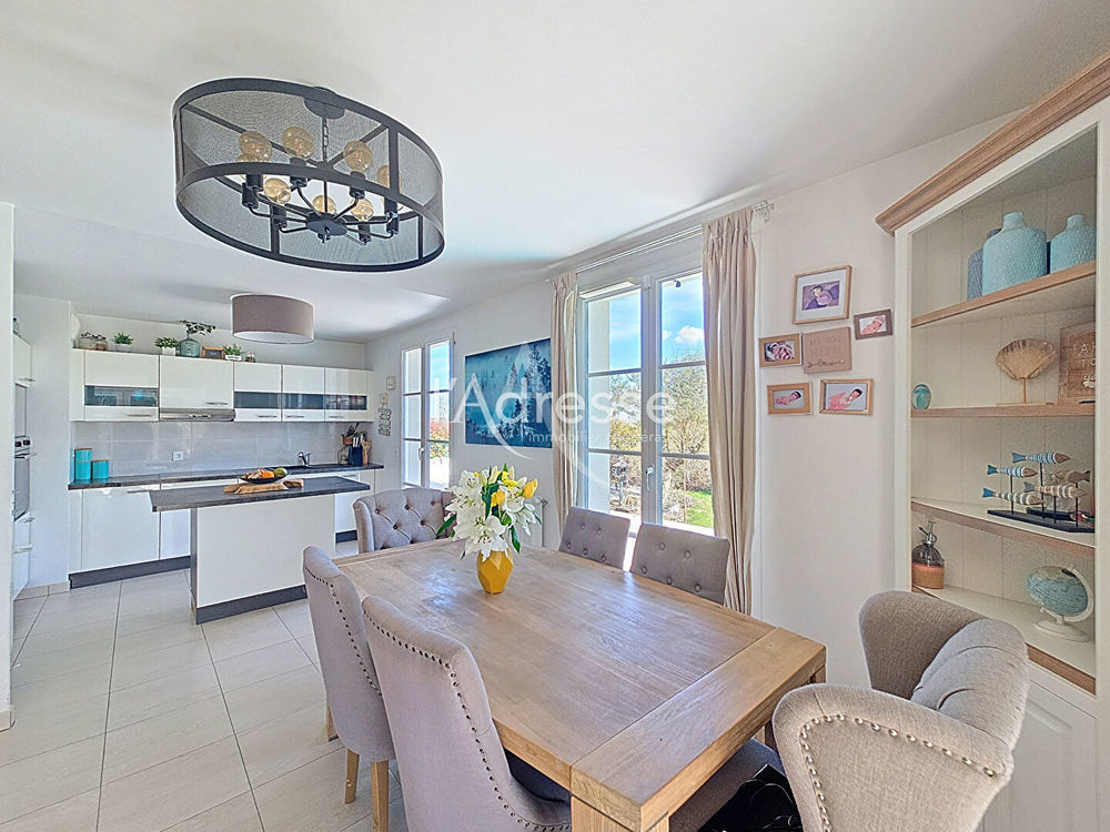 � vendre  Maison Magny-le-Hongre (77700)