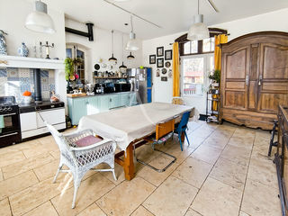  Maison � vendre 6 pi�ces 205 m�