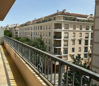  Appartement � vendre 4 pi�ces 105 m�