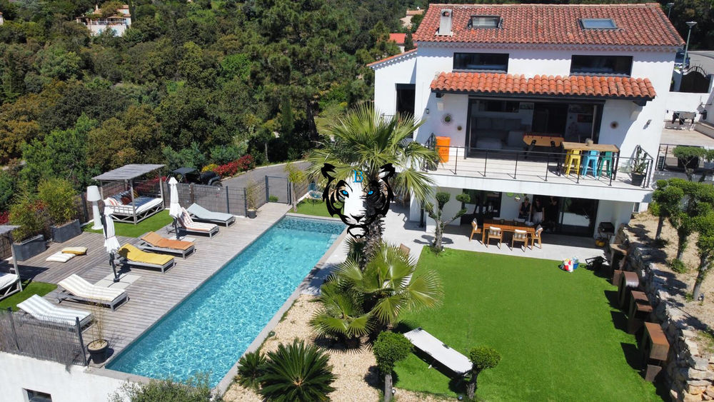 � vendre  Maison Les Issambres (83380)