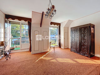  Maison � vendre 8 pi�ces 240 m�