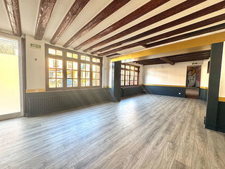  Immeuble � vendre 8 pi�ces 304 m�