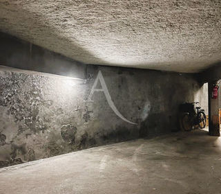  Parking / Garage � vendre 12 m�