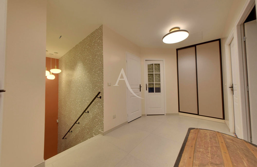 � vendre  Maison Chevry-Cossigny (77173)