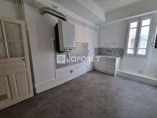  Immeuble � vendre 700 m�