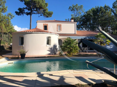 Maison avec piscine aux Amourettes 735000 La Faute-sur-Mer (85460)