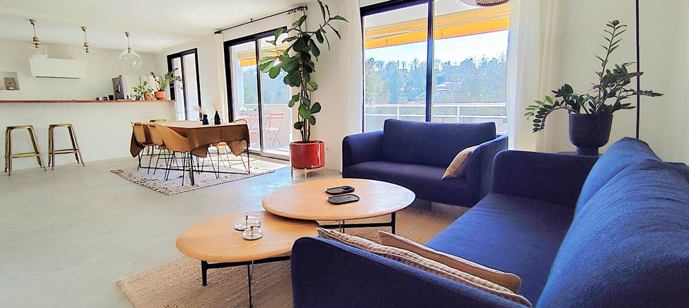 � vendre  Appartement Charbonni�res-les-Bains (69260)