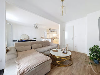  Appartement � vendre 4 pi�ces 74 m�