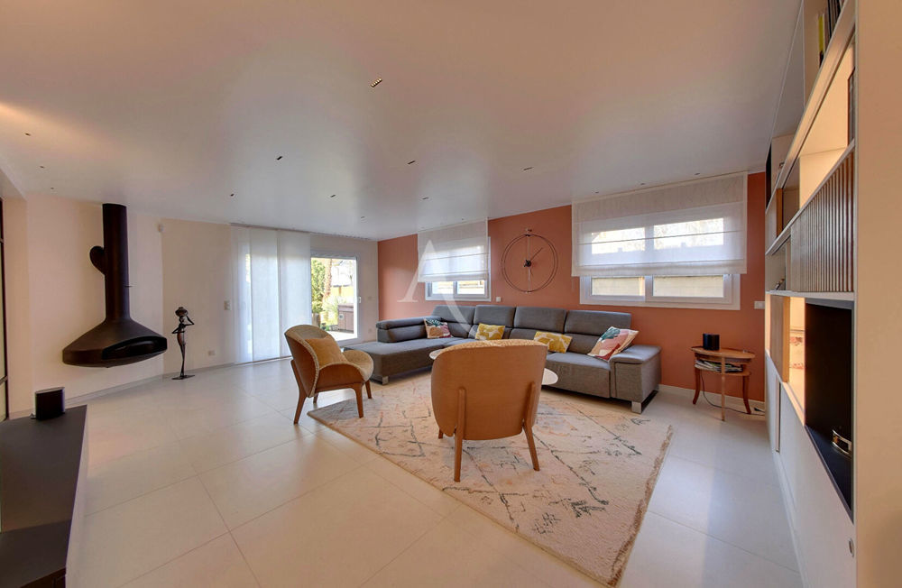 � vendre  Maison Chevry-Cossigny (77173)