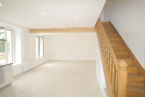   Appartement duplex  3 Pi�ce(s) 69.15 m�  � louer Appartement - 3 pi�ce(s) - 69 m�