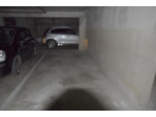  Parking / Garage � louer 